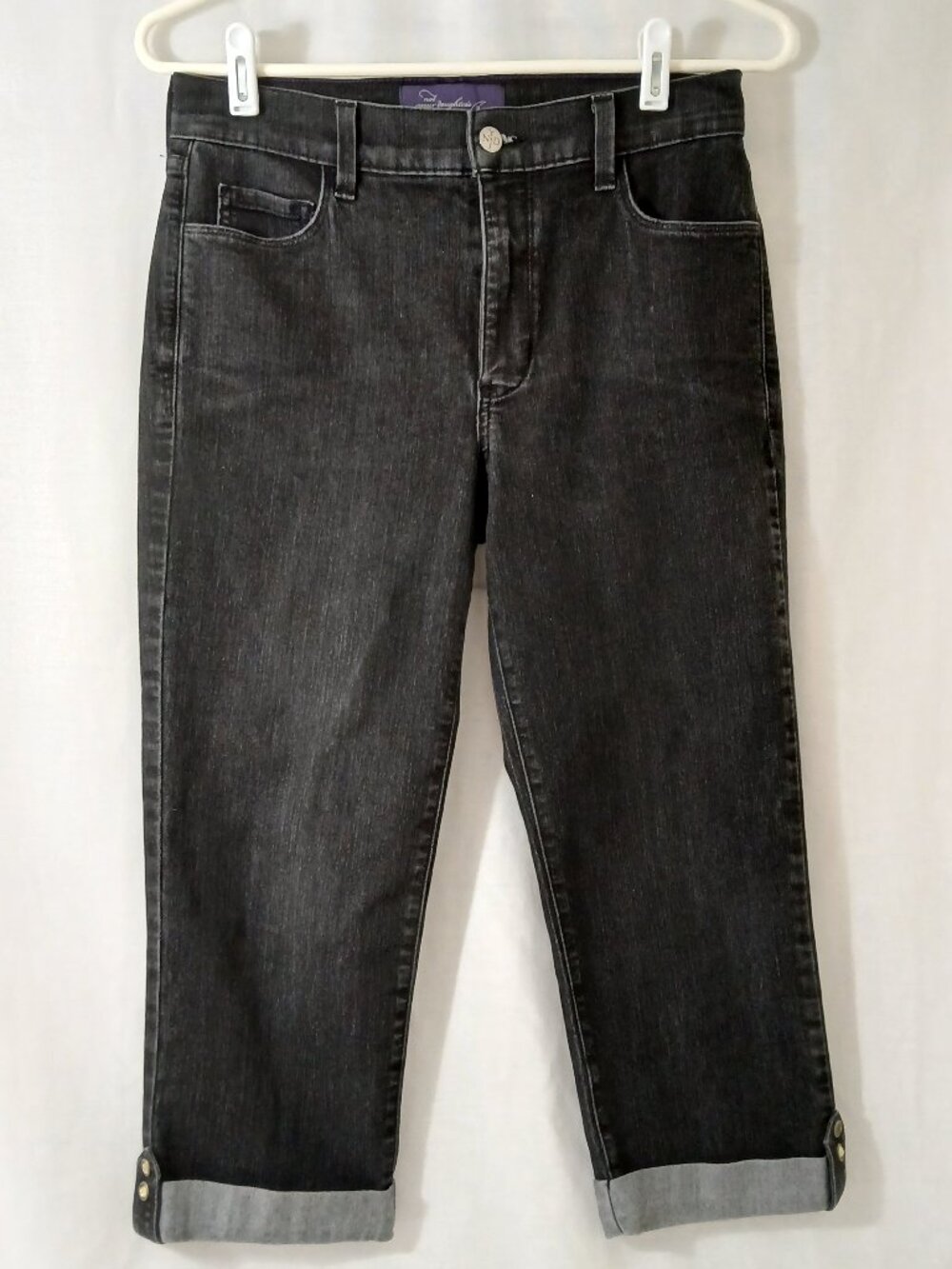 NYDJ Capri Jeans - Lift & Tuck - Size 8
